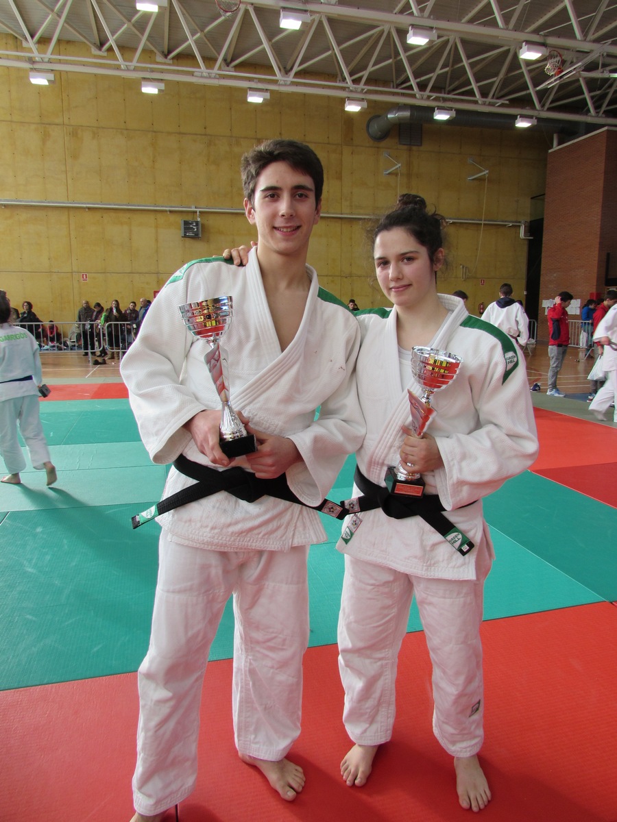 1 Oro, 2 Platas, un 5&ordm; y un 7&ordm; Puesto para los Navarros en Burgos. FOTOS.